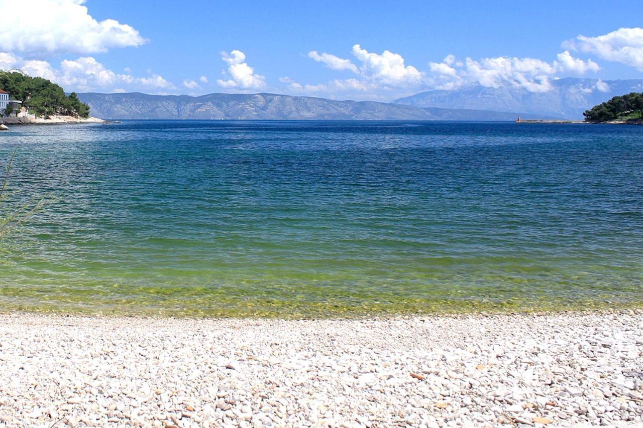 Apartments By The Sea Jelsa, Hvar - 11319 젤사 외부 사진