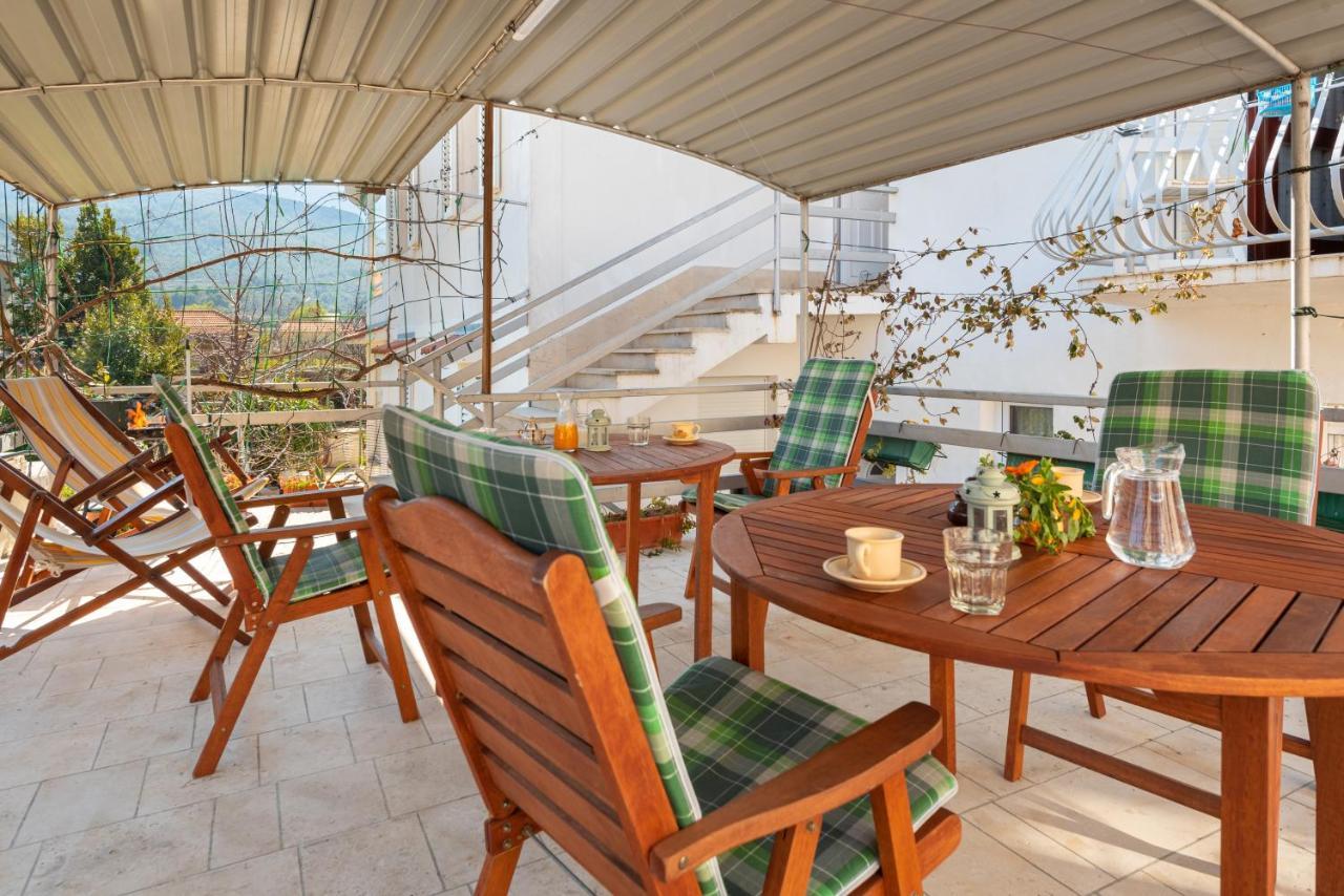 Apartments By The Sea Jelsa, Hvar - 11319 젤사 외부 사진